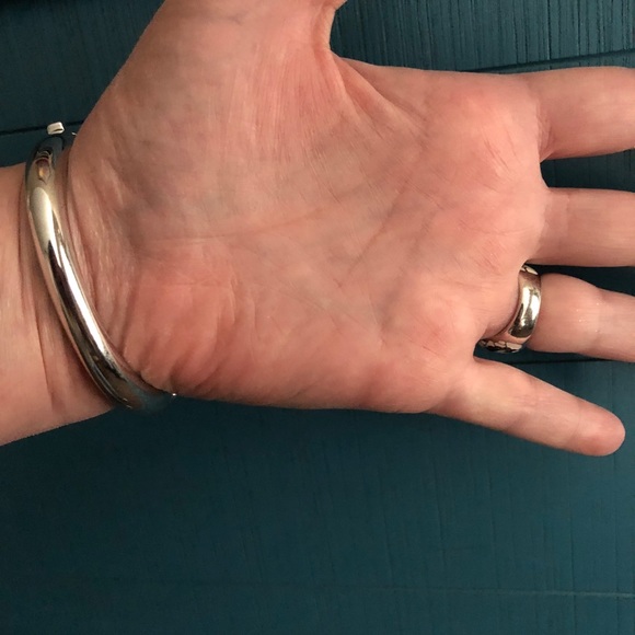 Belle Etoile Fleur De Lace Bracelet NWOT - Picture 4 of 6